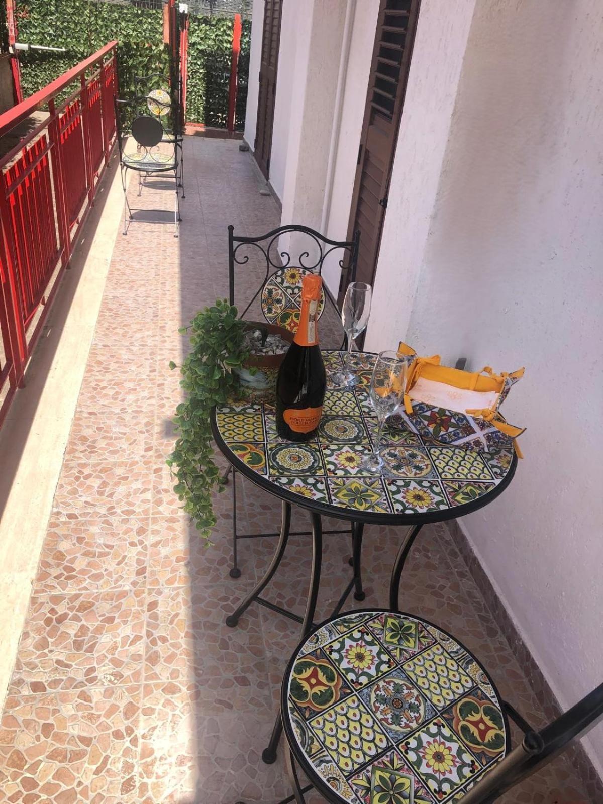 Mondello House Lemon Lejlighed Palermo Eksteriør billede